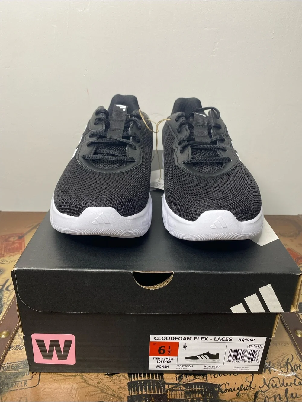 Adidas Womens Black and White Cloudfoam Flex Sneakers US Size 6.5